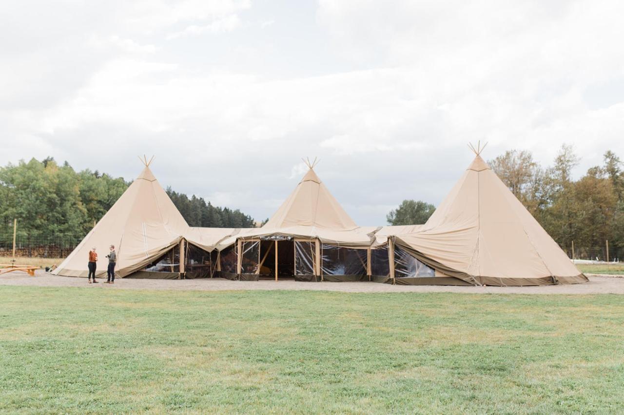 Bodhi Farms Hotel Боузман Екстериор снимка